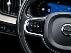 Volvo XC60 (2022) thumbnail 28