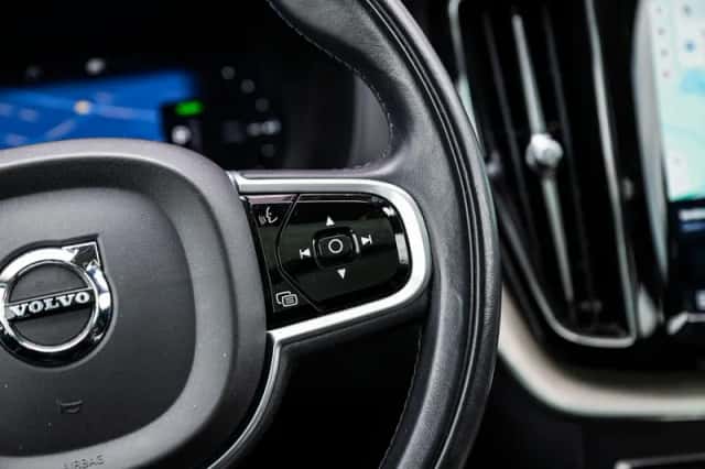 Volvo XC60 (2022) thumbnail 29