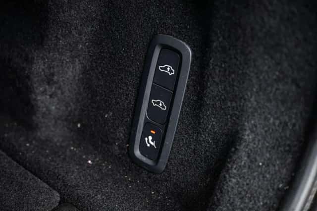 Volvo XC60 (2022) thumbnail 35