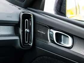 Volvo EX40 thumbnail 24