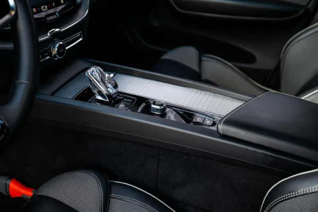 Volvo XC60 (2024) thumbnail 31
