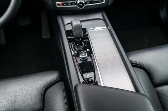 Volvo XC60 (2023) thumbnail 14