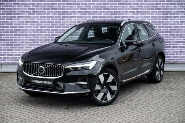 Volvo XC60 (2023) thumbnail 16