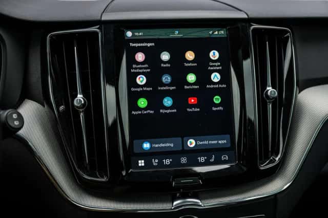 Volvo XC60 (2023) thumbnail 20