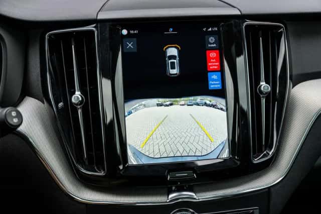 Volvo XC60 (2023) thumbnail 21