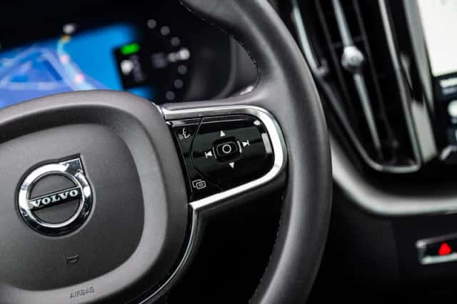 Volvo XC60 (2023) thumbnail 29