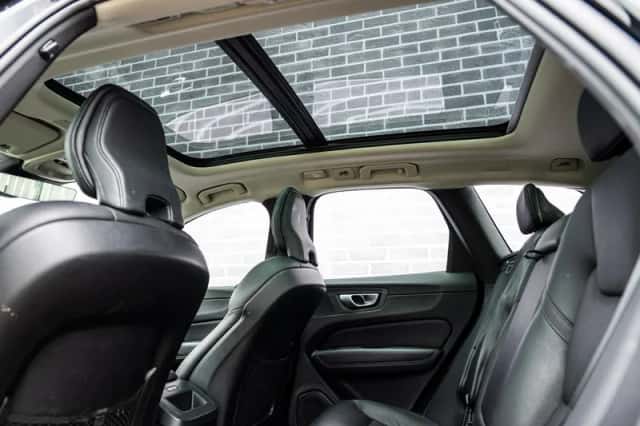 Volvo XC60 (2023) thumbnail 32