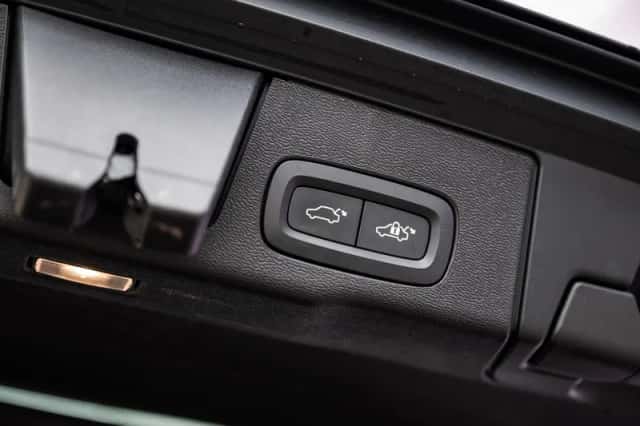 Volvo XC60 (2023) thumbnail 34