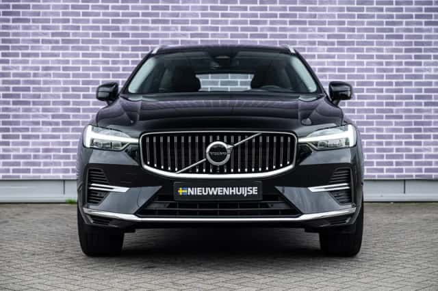 Volvo XC60 (2023) thumbnail 10