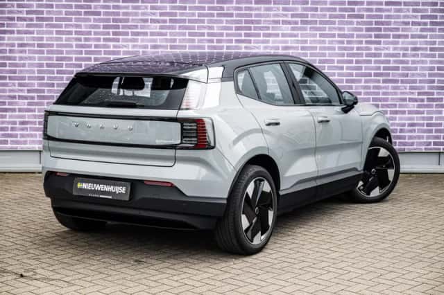 Volvo EX30 (2024) thumbnail 16