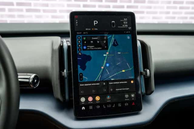 Volvo EX30 (2024) thumbnail 19