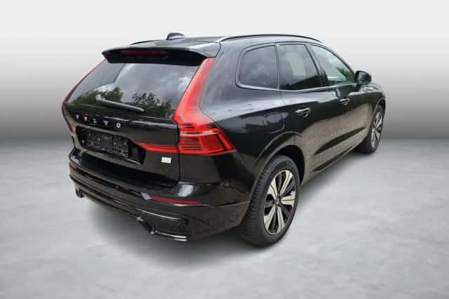 Volvo XC60 (2023) thumbnail 4