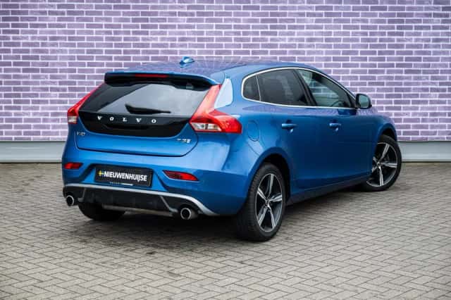 Volvo V40 (2019) thumbnail 18