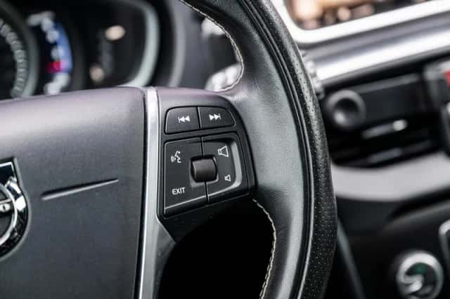 Volvo V40 (2019) thumbnail 26