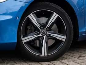 Volvo V40 thumbnail 33