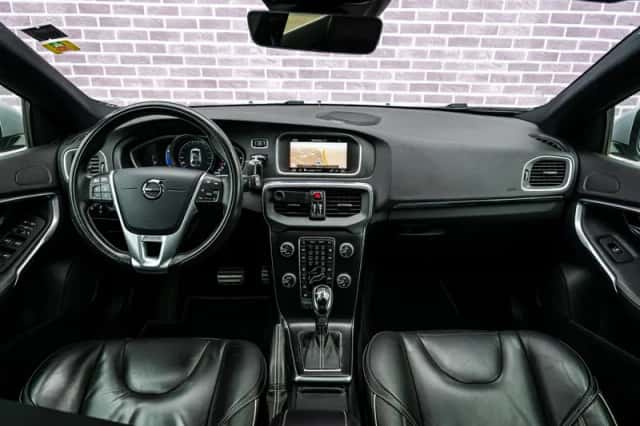Volvo V40 (2019) thumbnail 7