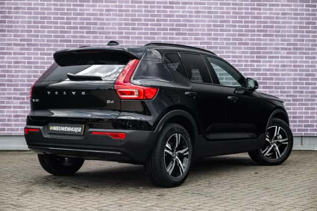 Volvo XC40 (2026) thumbnail 2