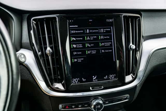 Volvo V60 (2021) thumbnail 20