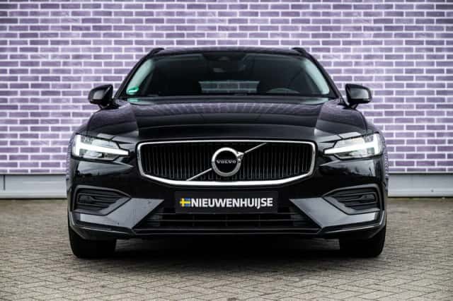 Volvo V60 (2021) thumbnail 10
