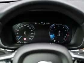 Volvo XC60 thumbnail 16