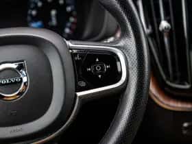 Volvo XC60 thumbnail 30