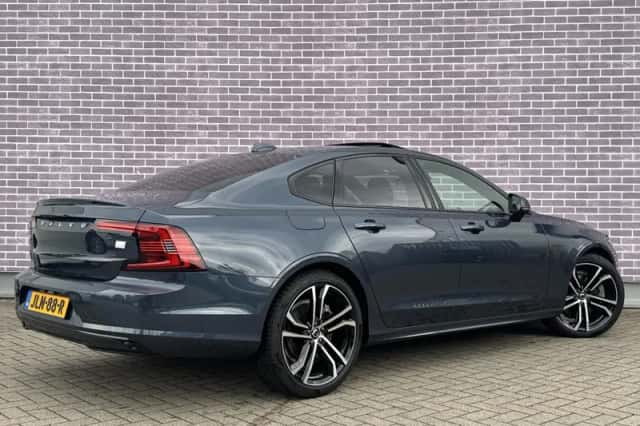 Volvo S90 (2024) thumbnail 5