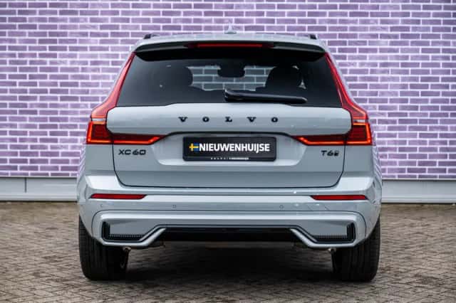 Volvo XC60 (2025) thumbnail 12
