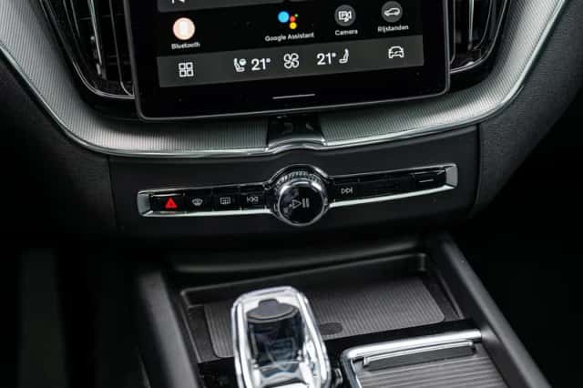 Volvo XC60 (2025) thumbnail 25