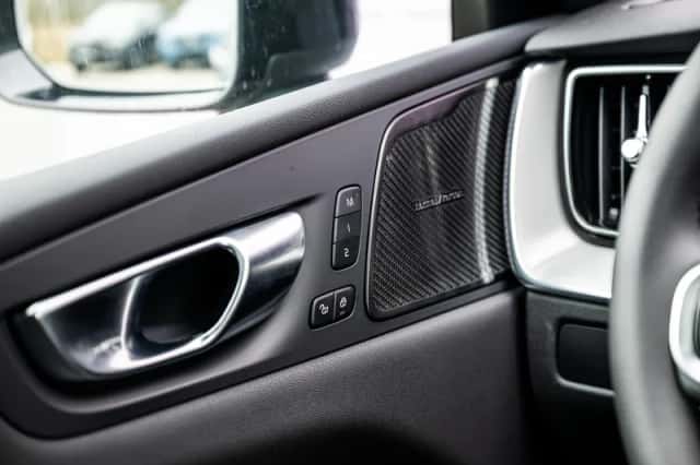 Volvo XC60 (2025) thumbnail 29