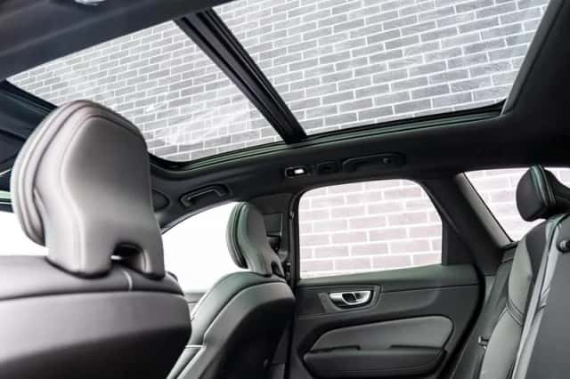Volvo XC60 (2025) thumbnail 34