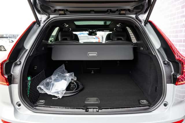 Volvo XC60 (2025) thumbnail 35