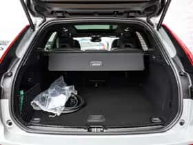 Volvo XC60 thumbnail 35