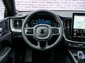 Volvo XC60 thumbnail 5