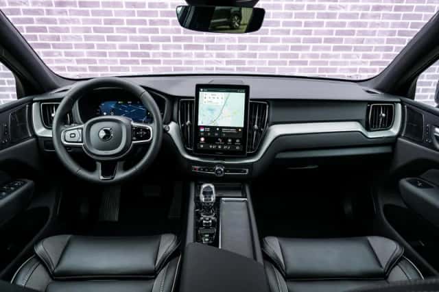 Volvo XC60 (2025) thumbnail 7