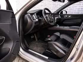 Volvo XC60 thumbnail 17