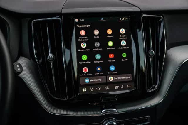 Volvo XC60 (2023) thumbnail 19