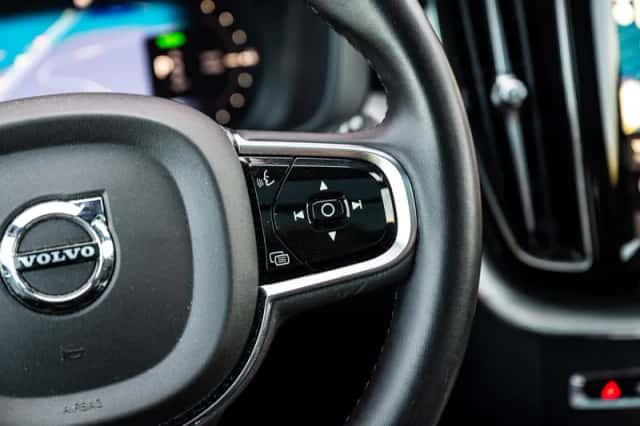 Volvo XC60 (2023) thumbnail 28