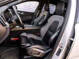 Volvo XC60 thumbnail 6