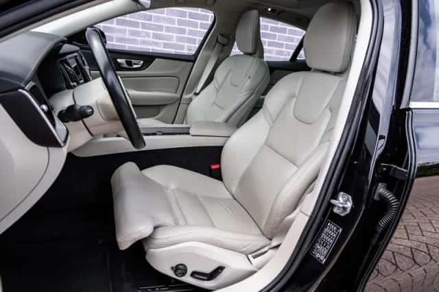 Volvo S60 (2022) thumbnail 6