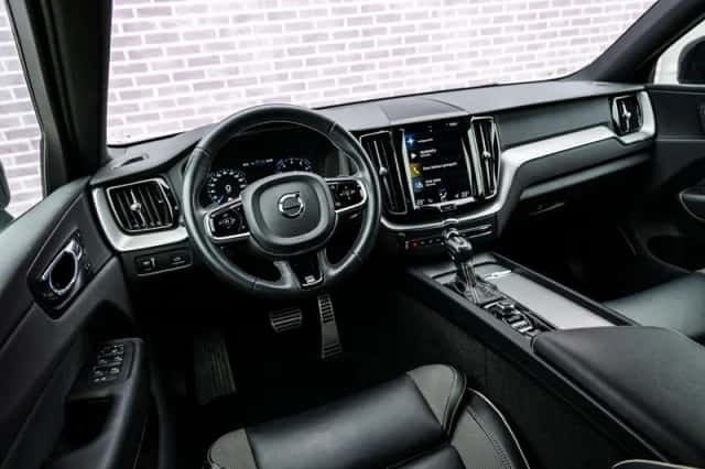 Volvo XC60 (2020) thumbnail 12
