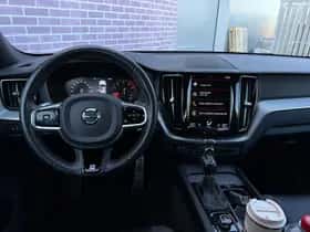 Volvo XC60 thumbnail 4