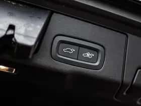 Volvo XC60 (2020) thumbnail 32