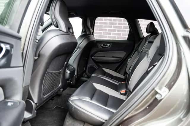 Volvo XC60 (2020) thumbnail 9