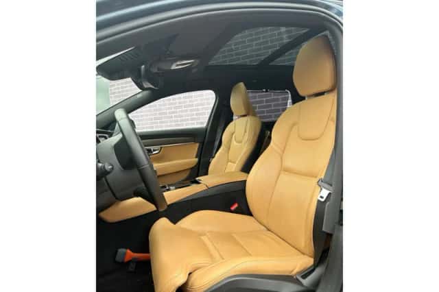 Volvo V90 (2023) thumbnail 3
