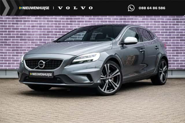 Volvo V40 (2019) thumbnail 1