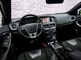 Volvo V40 (2019) thumbnail 11