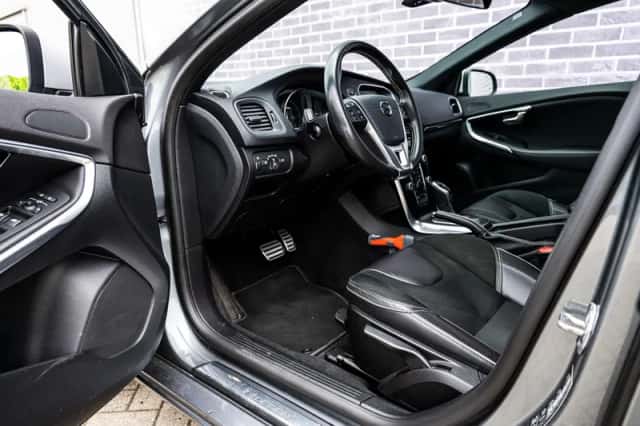 Volvo V40 (2019) thumbnail 17