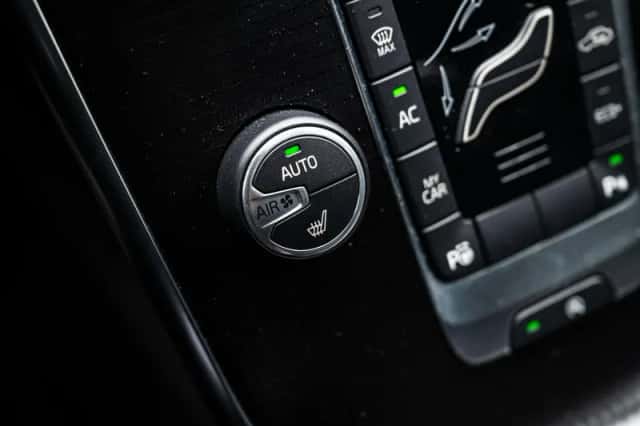 Volvo V40 (2019) thumbnail 27