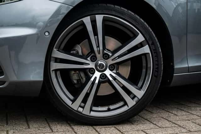 Volvo V40 (2019) thumbnail 31