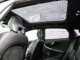 Volvo V40 (2019) thumbnail 8